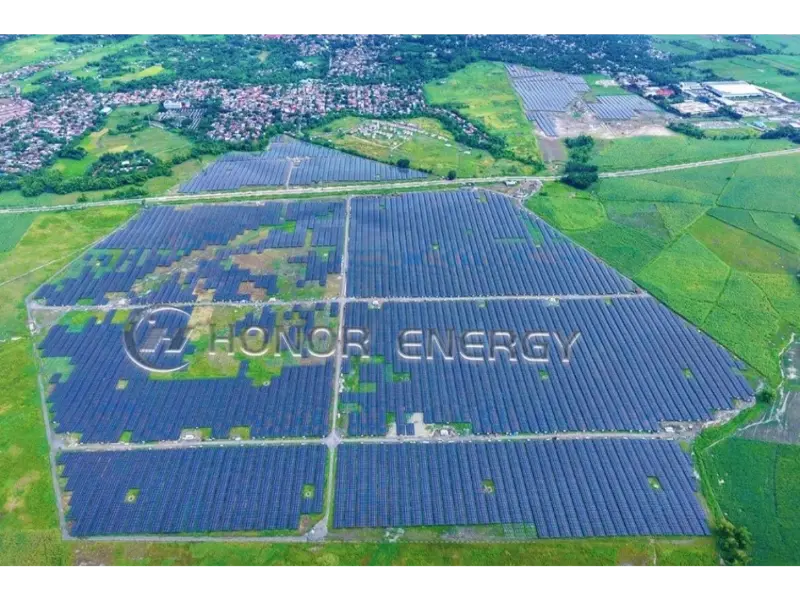 Miért válnak a tűzihorganyzott földcsavarok a modern napenergia-projektek preferált alapjává