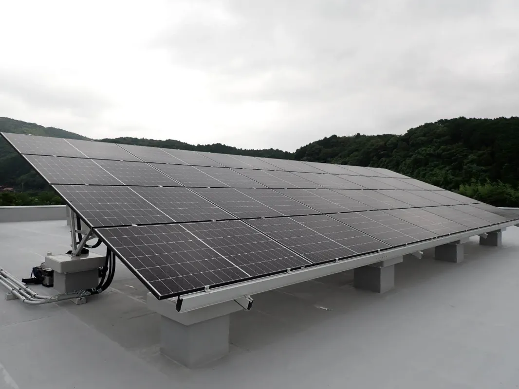 Napelemek malajziai trópusi fotovoltaikus projektekhez